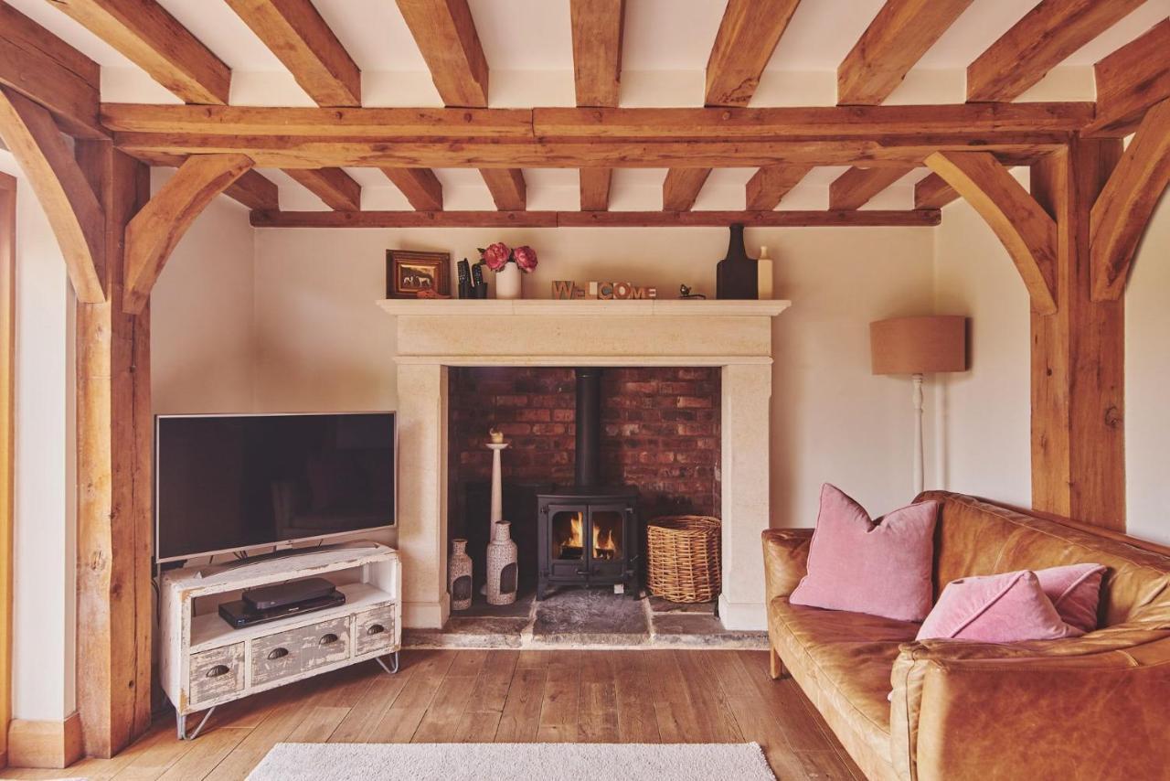 Apple Tree Cottage Beckford Exterior photo